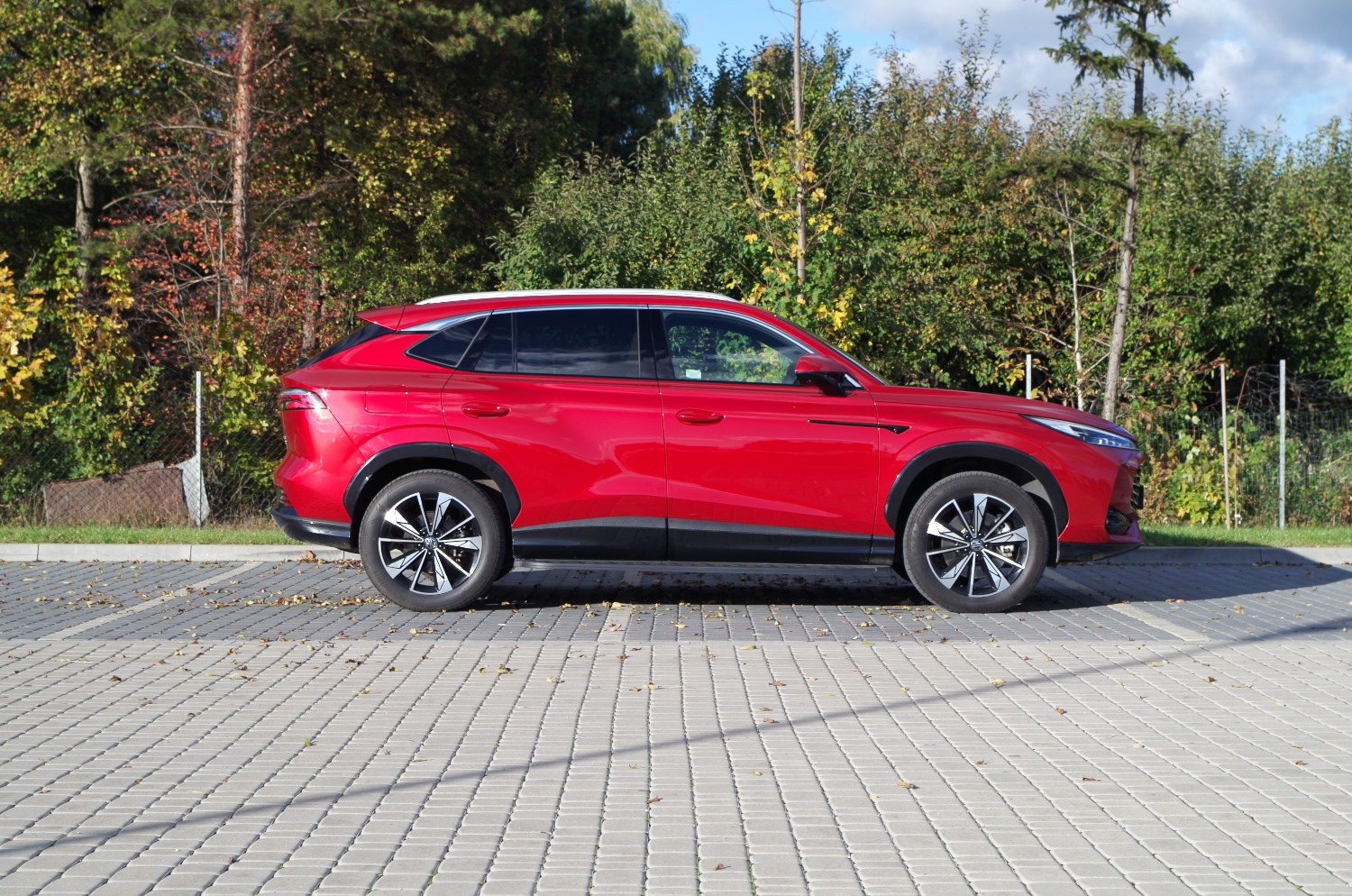 MG-HS-Plug-In-Hybrid-Exclusive-A01