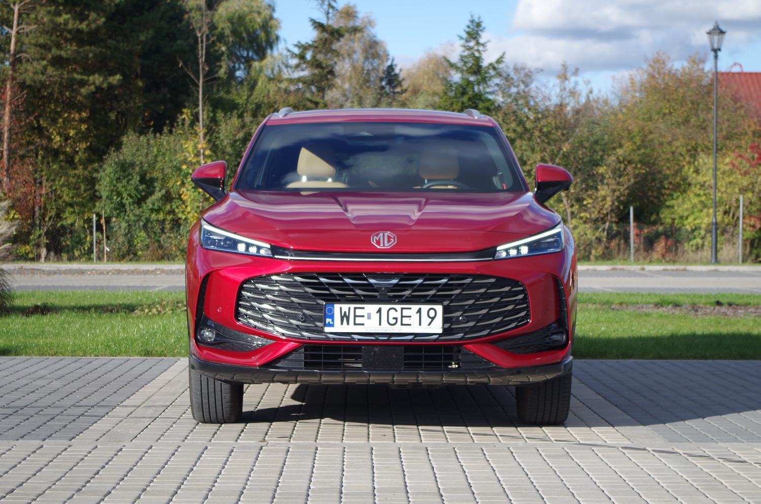 MG-HS-Plug-In-Hybrid-Exclusive-A11