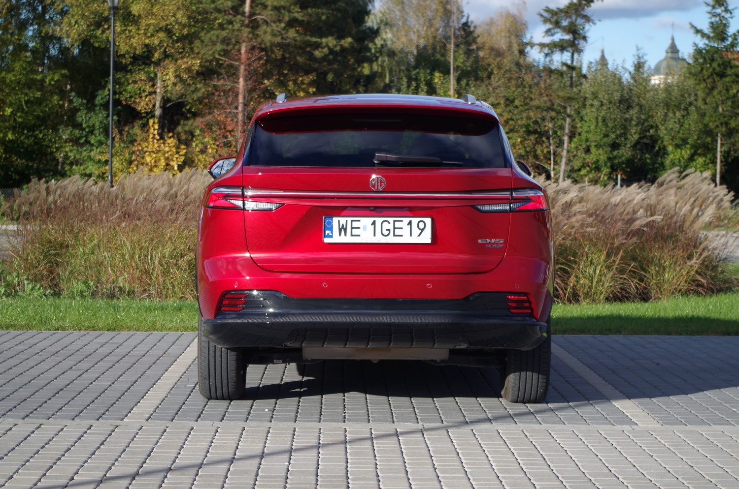 MG-HS-Plug-In-Hybrid-Exclusive-A14