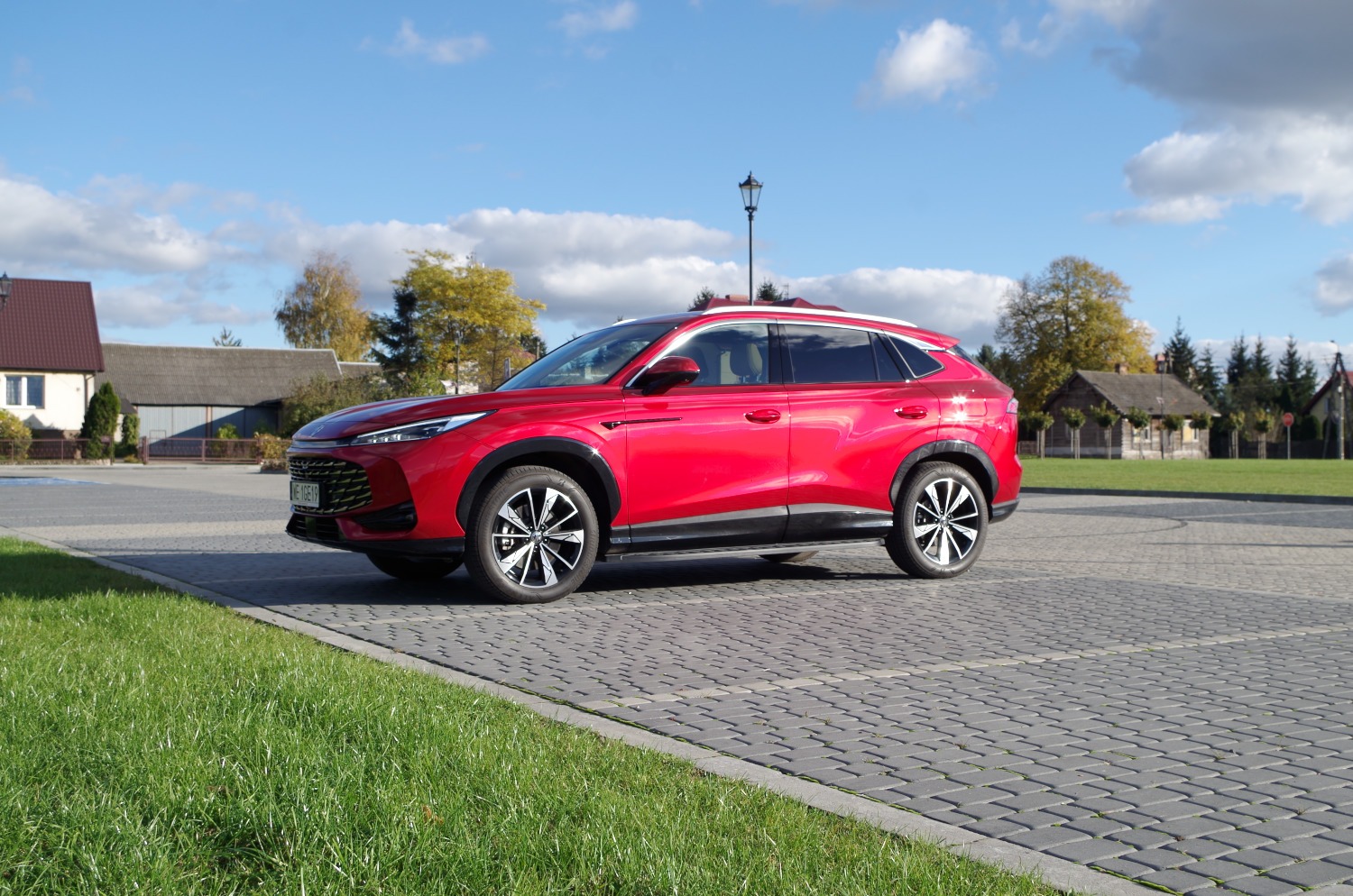 MG-HS-Plug-In-Hybrid-Exclusive-A16