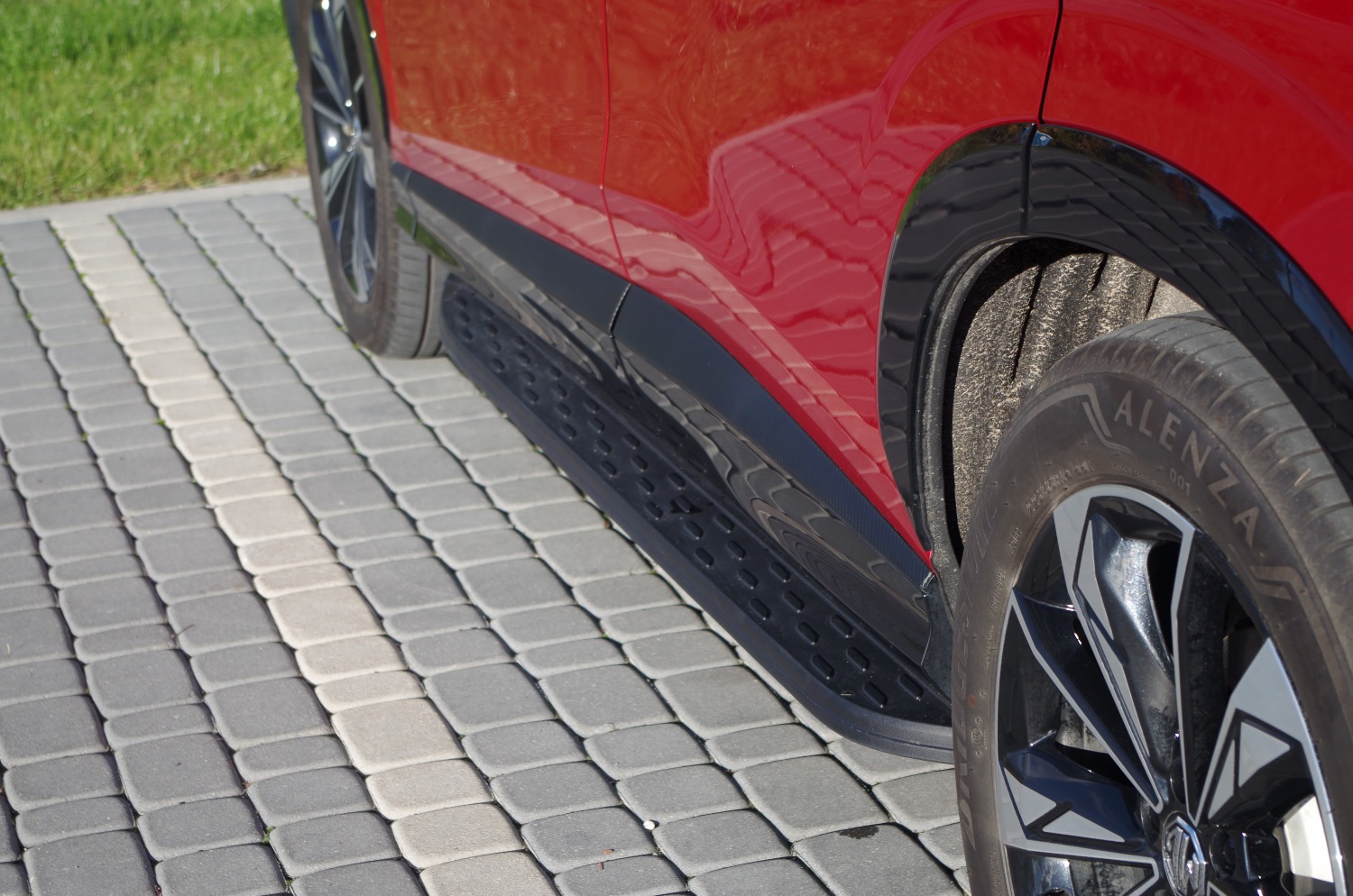 MG-HS-Plug-In-Hybrid-Exclusive-A17