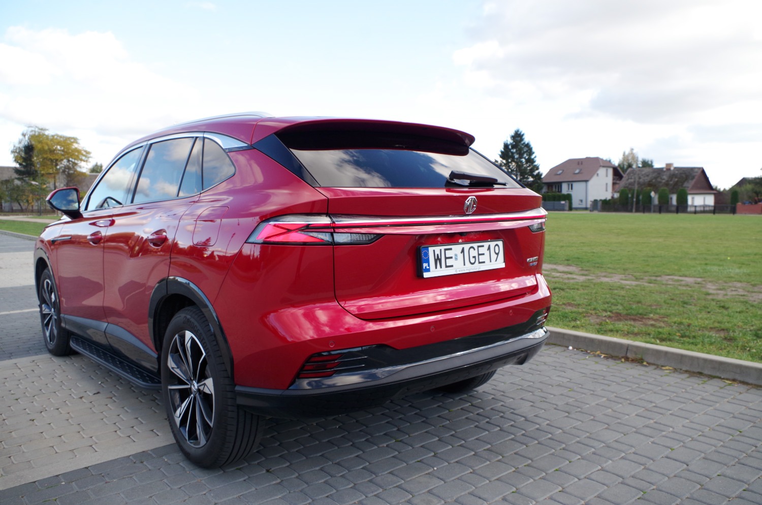 MG-HS-Plug-In-Hybrid-Exclusive-A27