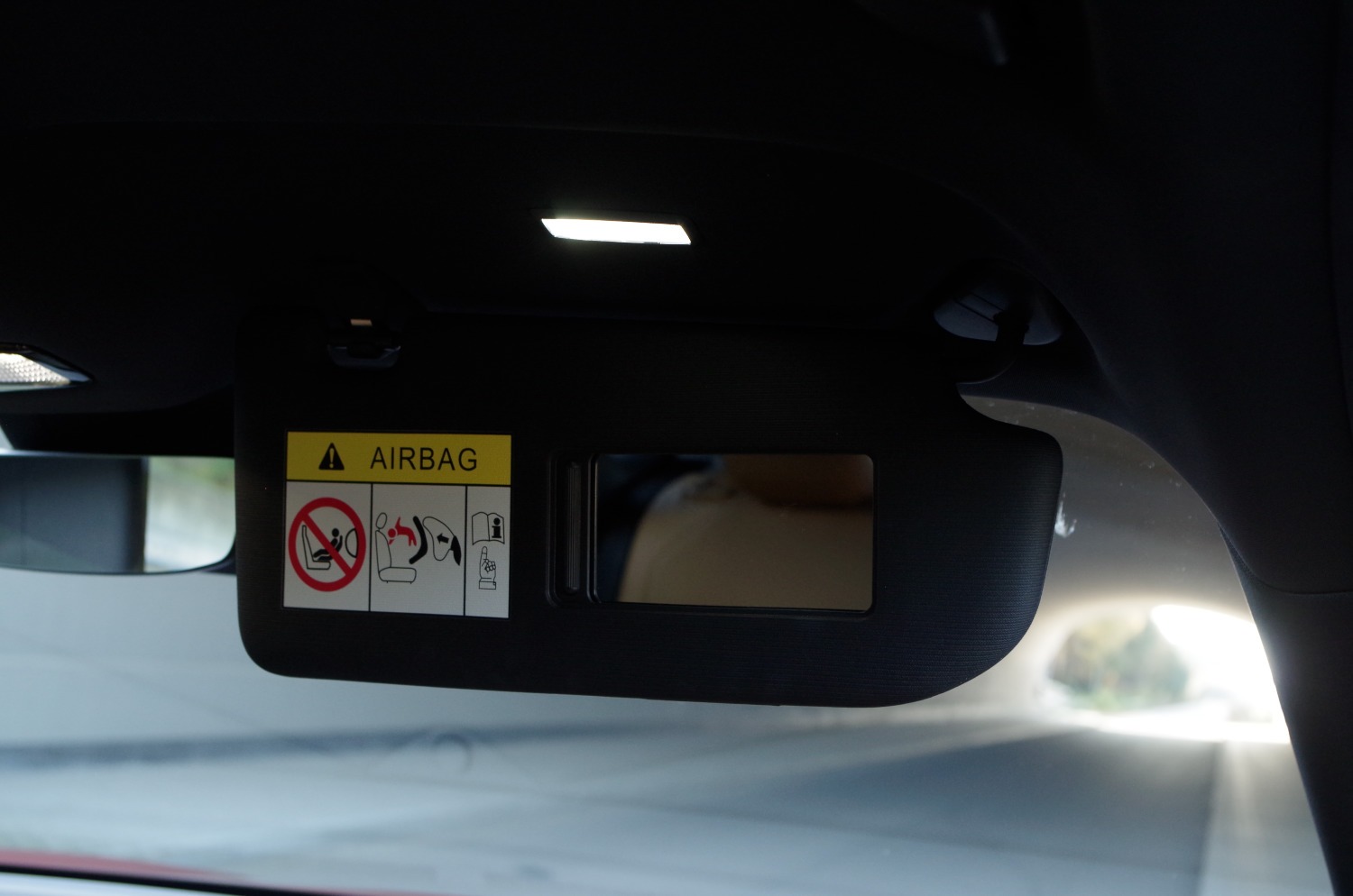 MG-HS-Plug-In-Hybrid-Exclusive-B48