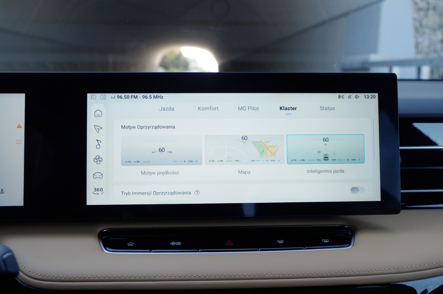 MG-HS-Plug-In-Hybrid-Exclusive-D23