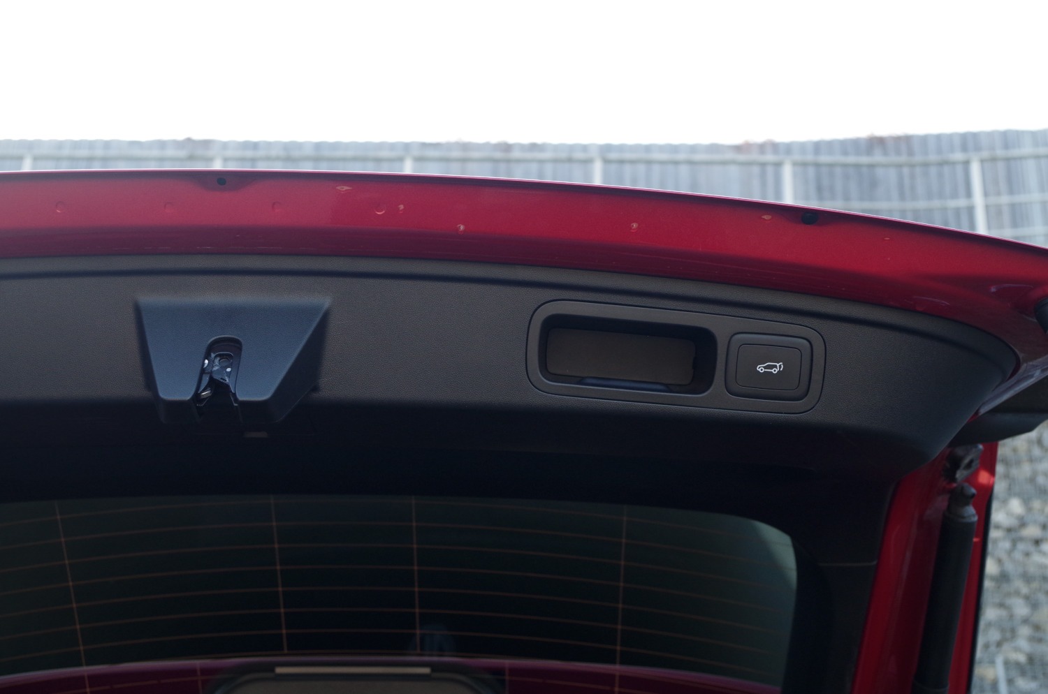 MG-HS-Plug-In-Hybrid-Exclusive-E05