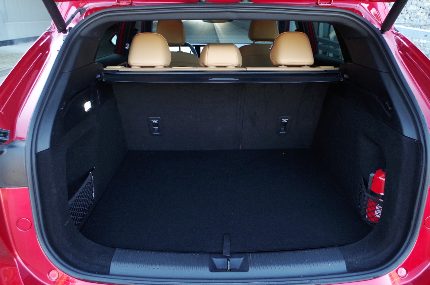 MG-HS-Plug-In-Hybrid-Exclusive-E07