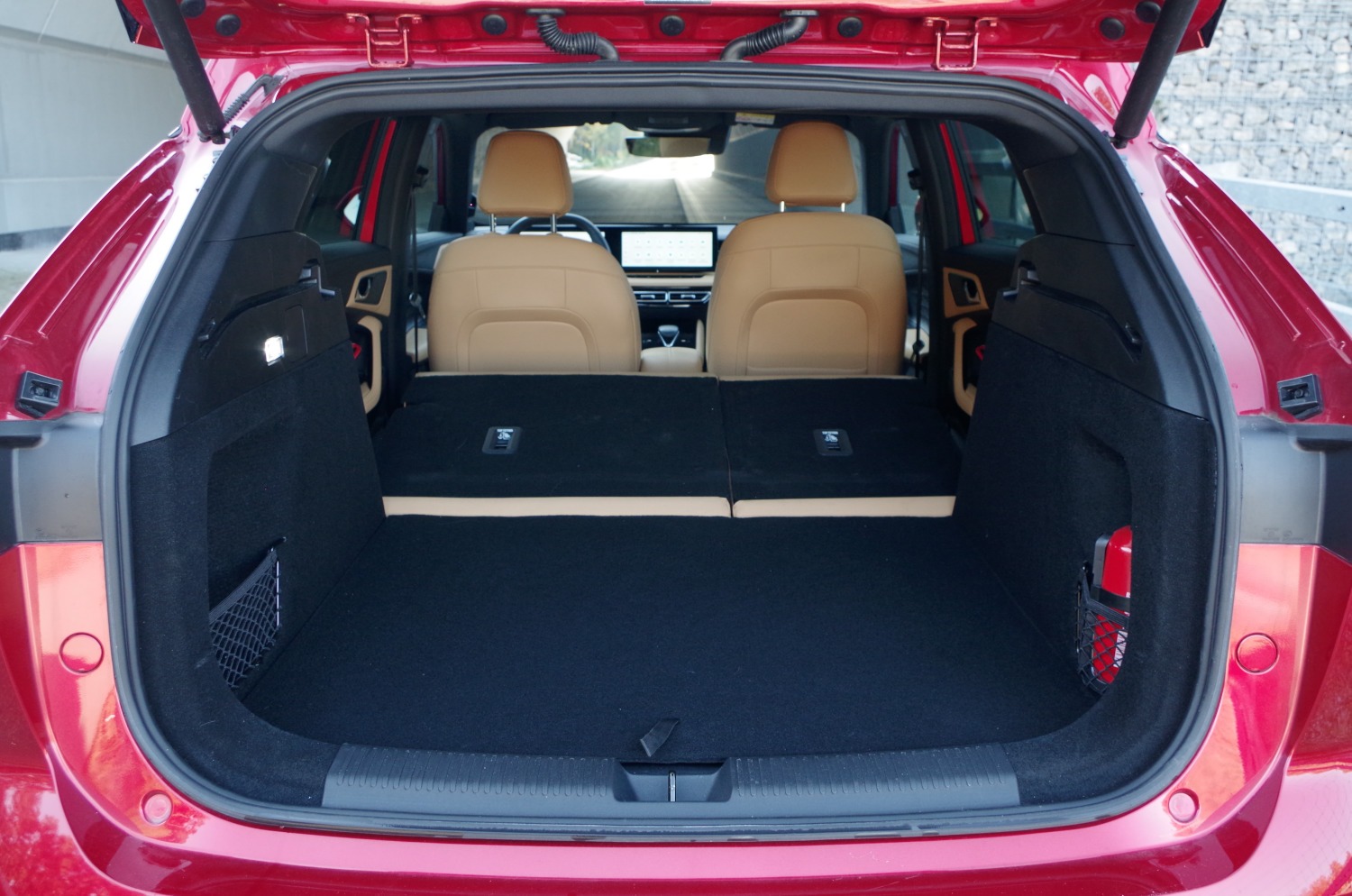 MG-HS-Plug-In-Hybrid-Exclusive-E10