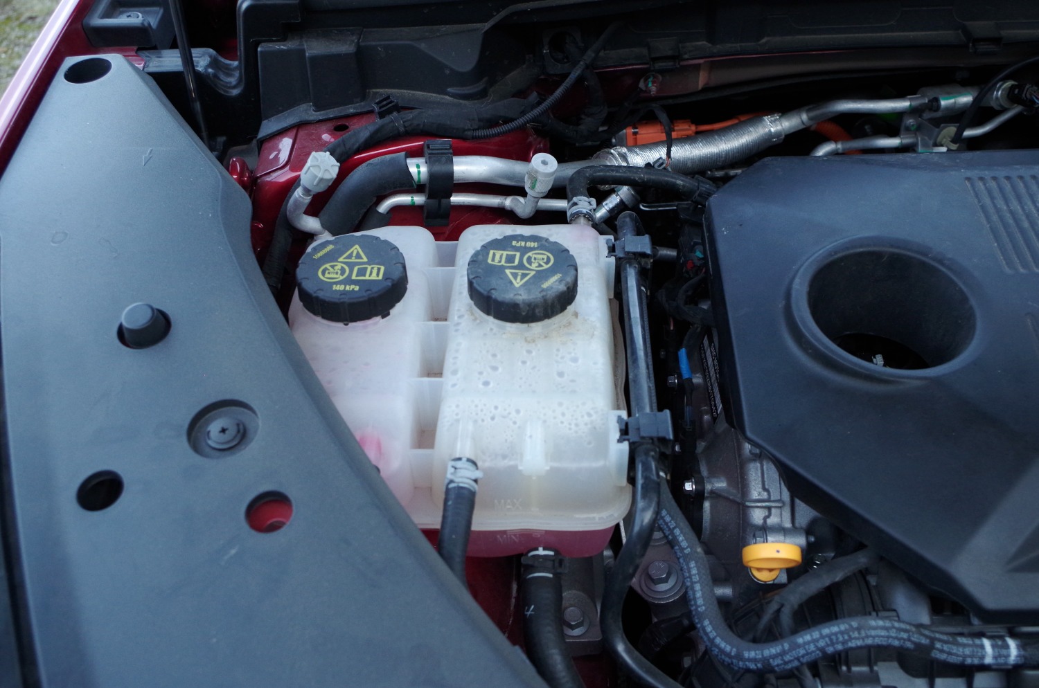 MG-HS-Plug-In-Hybrid-Exclusive-F04