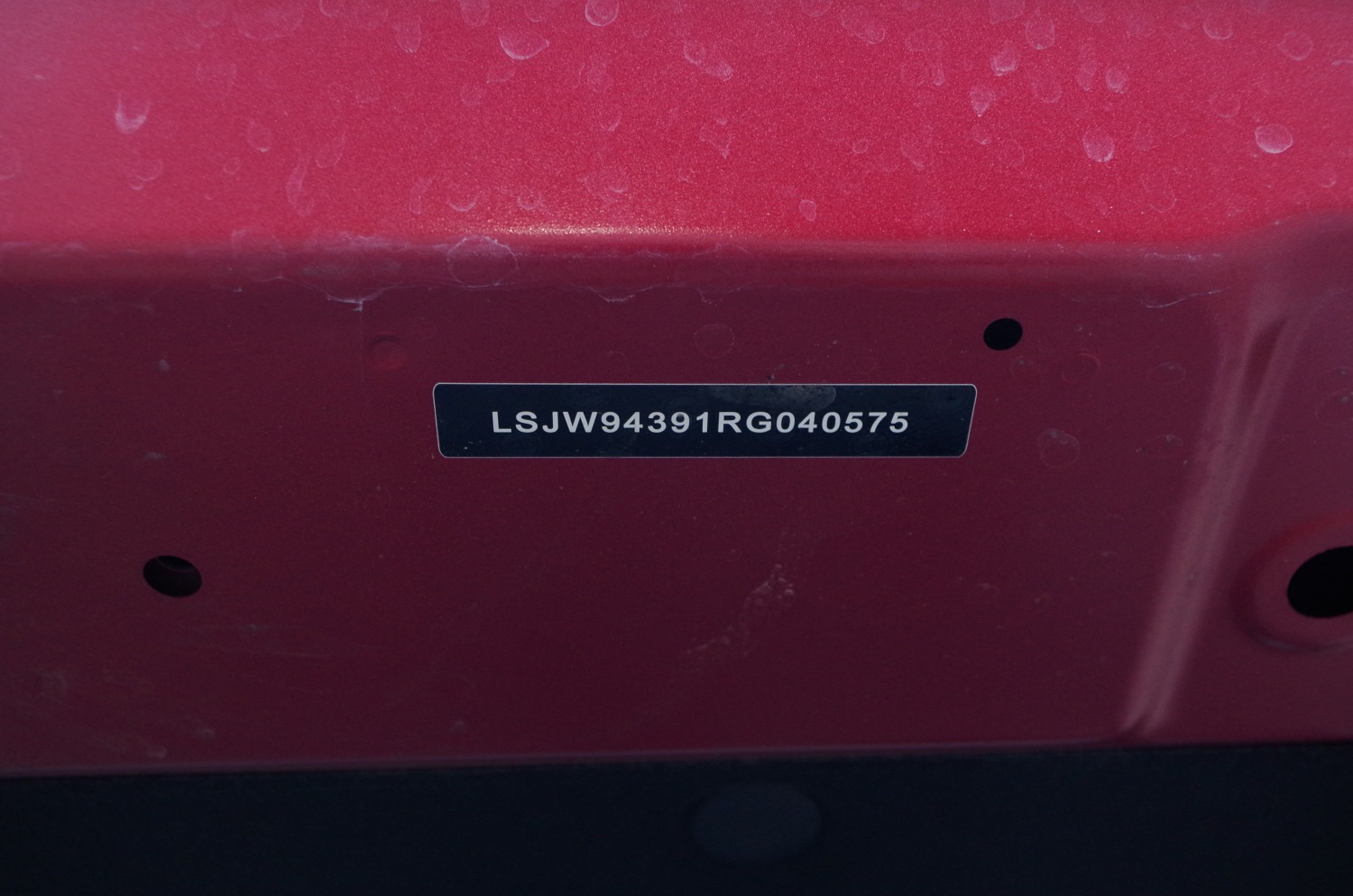 MG-HS-Plug-In-Hybrid-Exclusive-F10