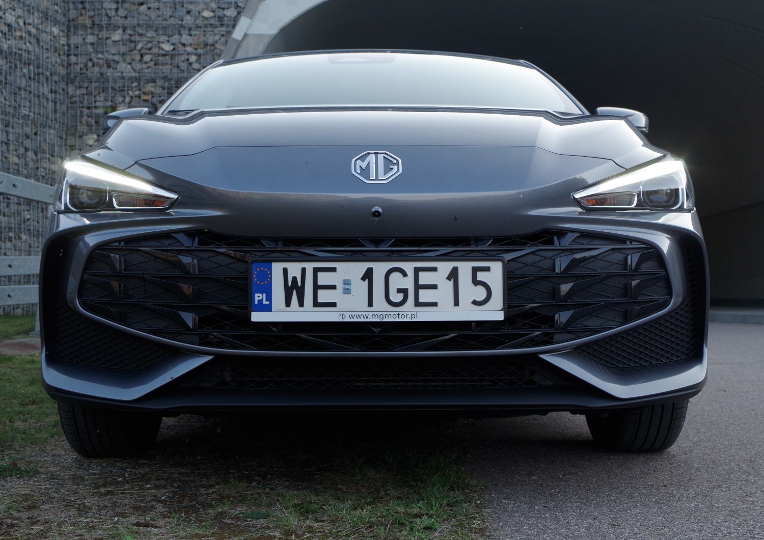 MG3-Hybrid-Exclusive-atrapa-chlodnicy