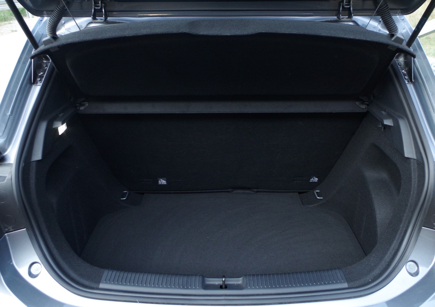 MG3-Hybrid-Exclusive-bagaznik