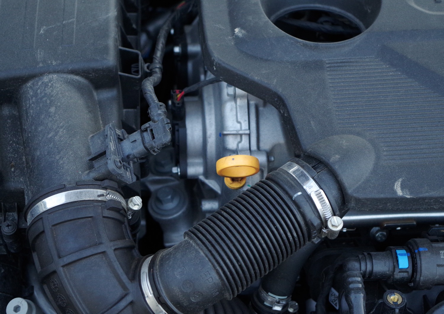 MG3-Hybrid-Exclusive-bagnet-olejowy