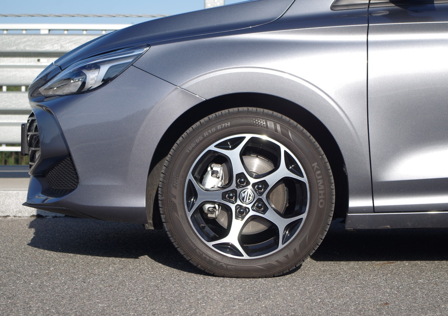 MG3-Hybrid-Exclusive-felga-16