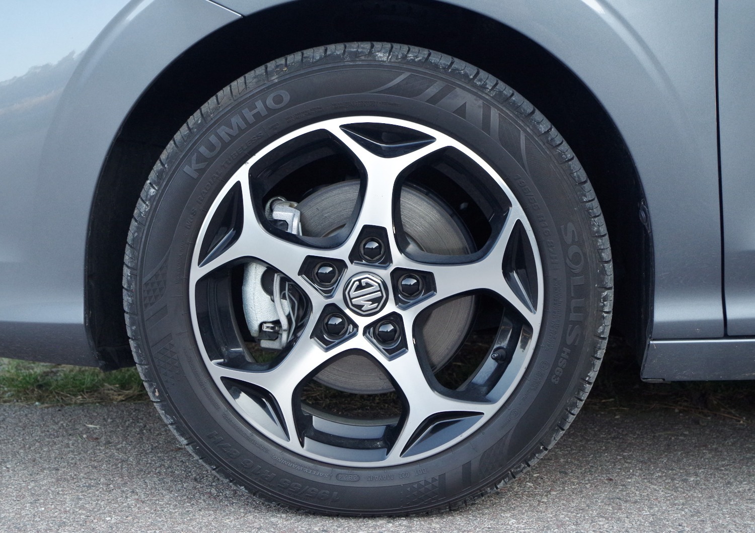 MG3-Hybrid-Exclusive-felga