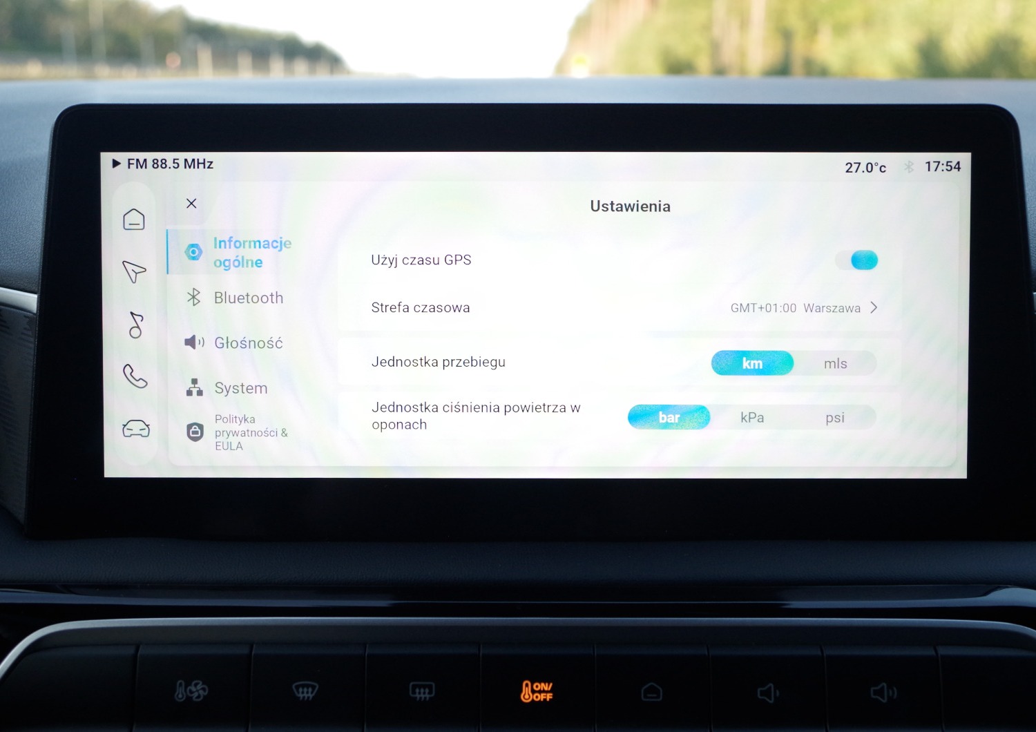 MG3-Hybrid-Exclusive-multimedia-65