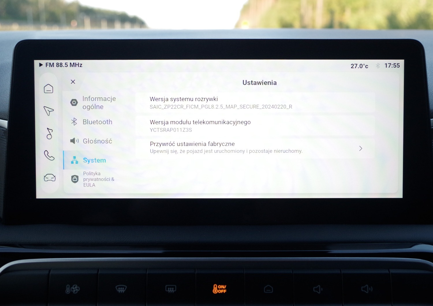 MG3-Hybrid-Exclusive-multimedia-69