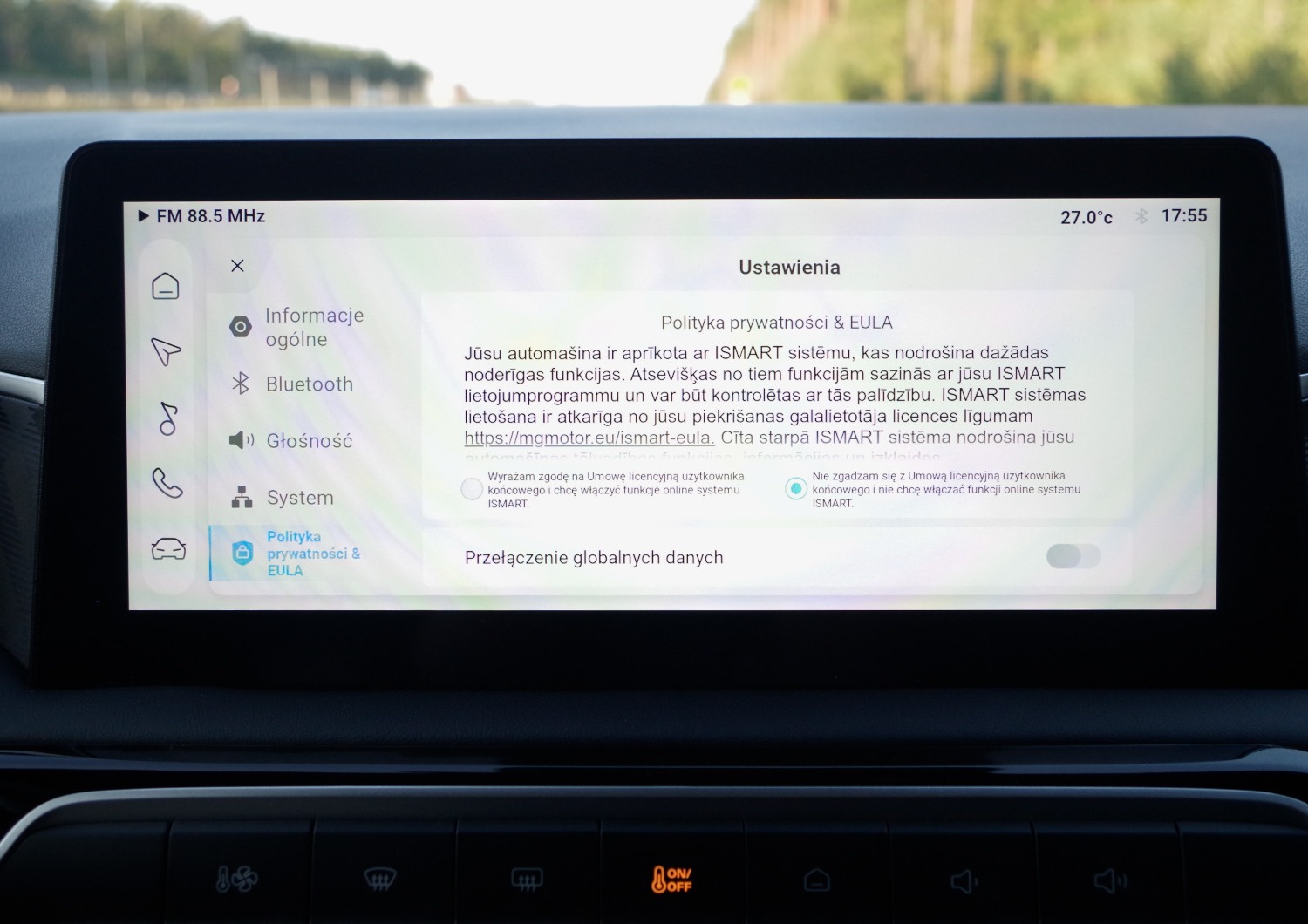 MG3-Hybrid-Exclusive-multimedia-70