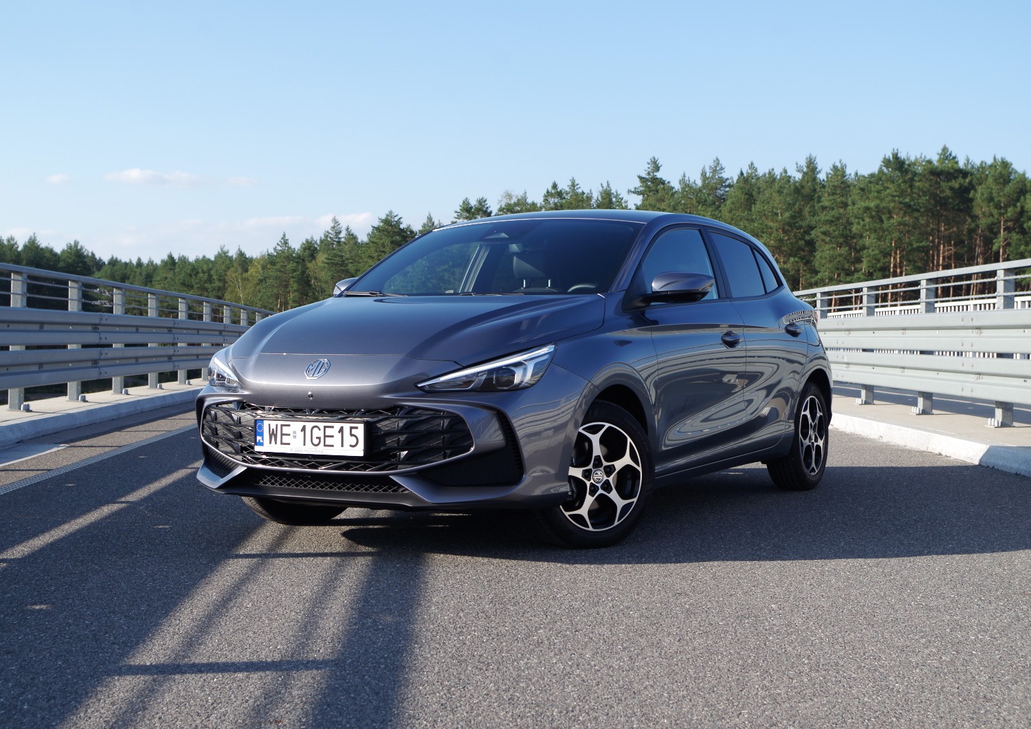 MG3-Hybrid-Exclusive-nadwozie-10