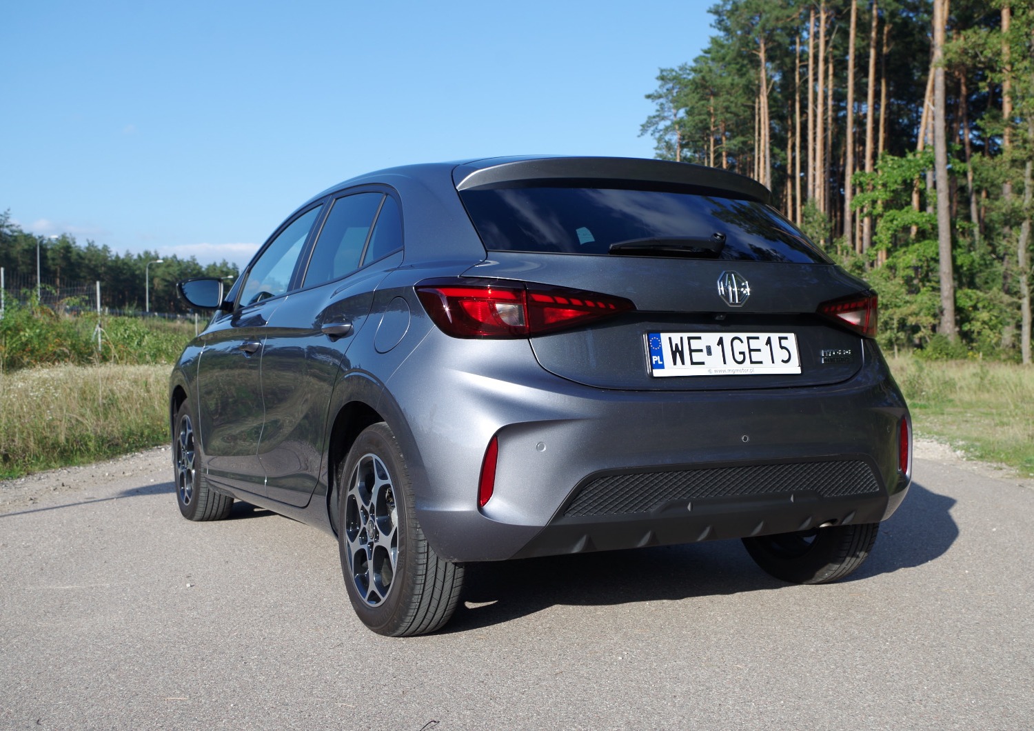 MG3-Hybrid-Exclusive-nadwozie-12