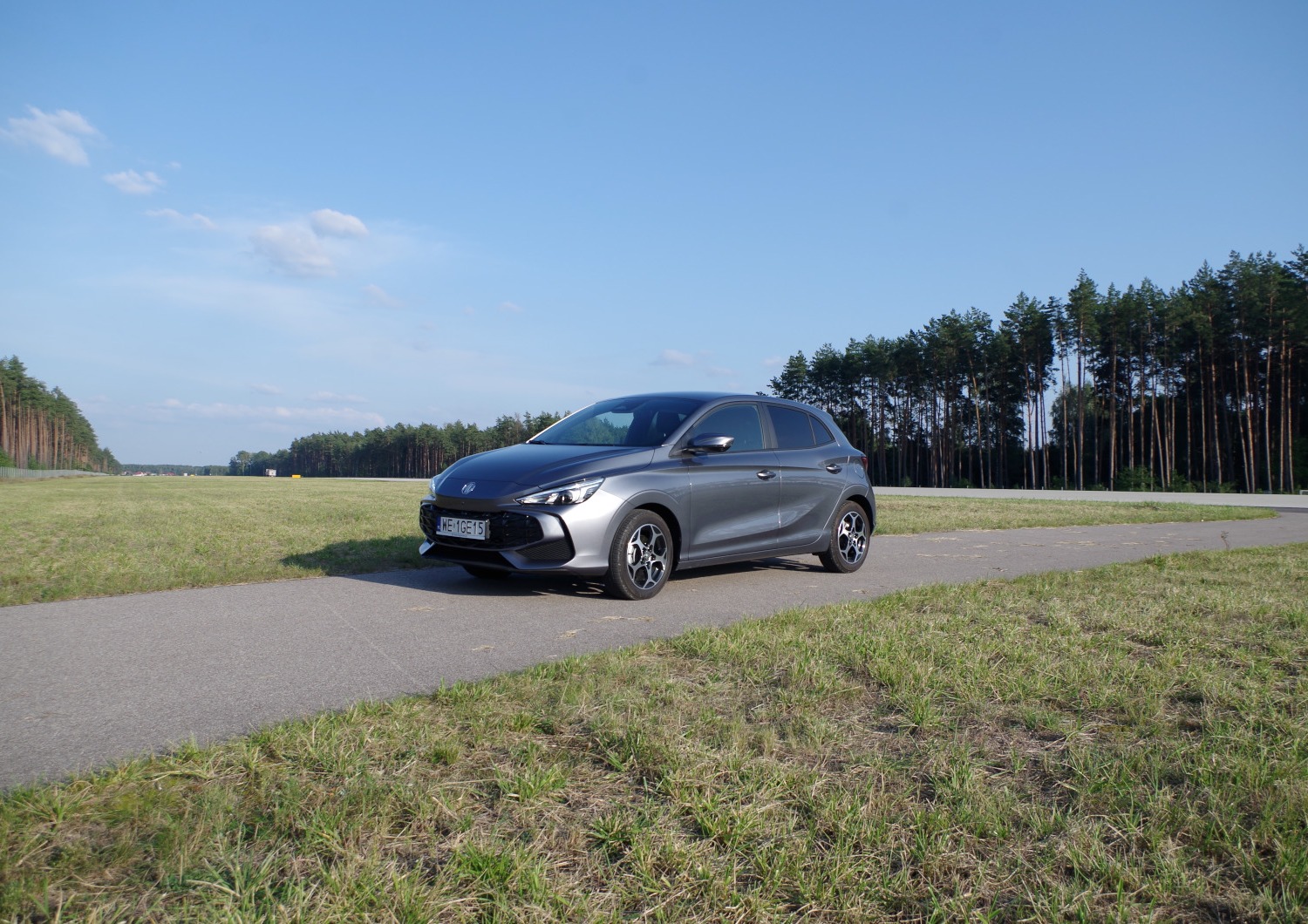 MG3-Hybrid-Exclusive-nadwozie-18