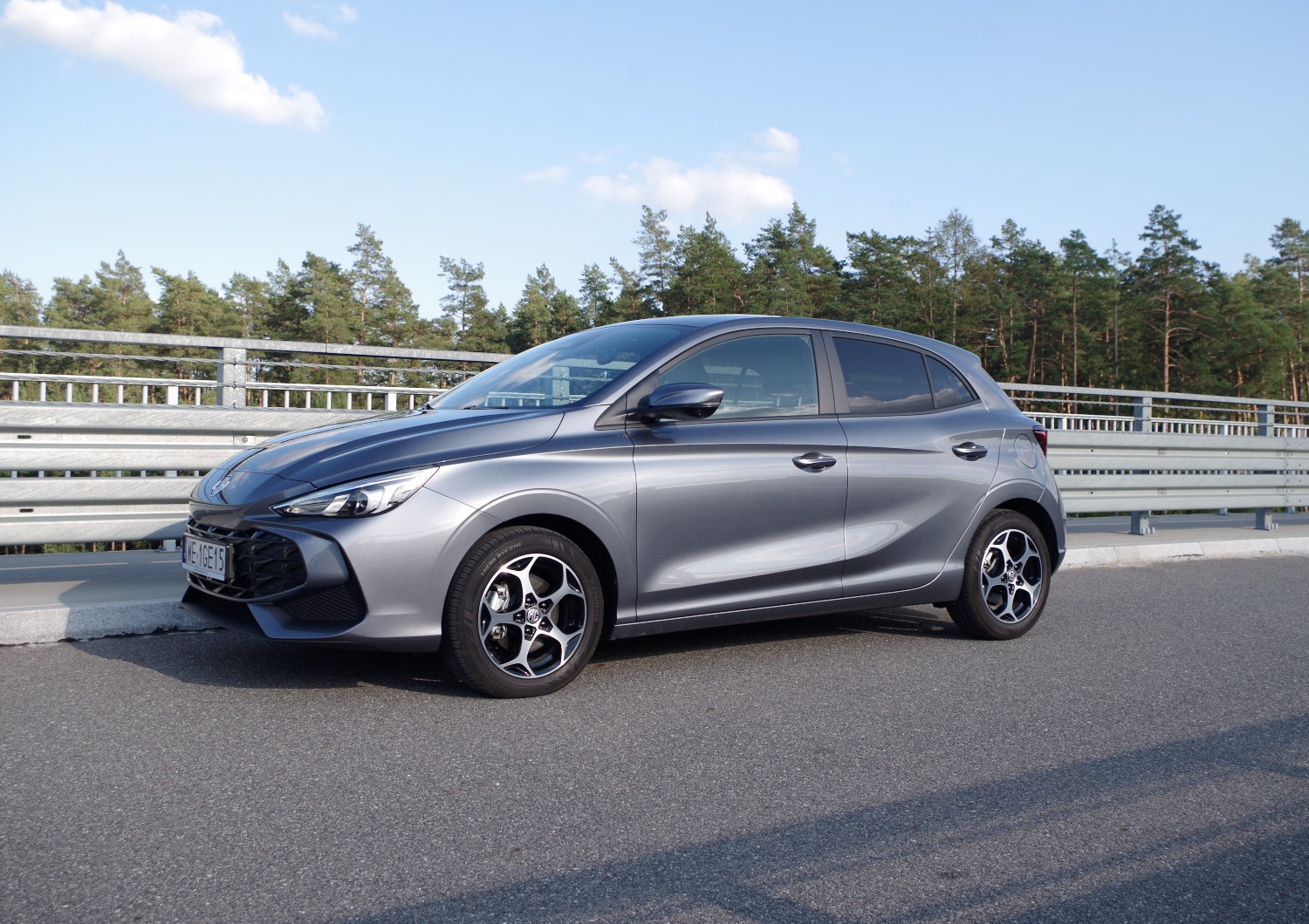 MG3-Hybrid-Exclusive-nadwozie-5