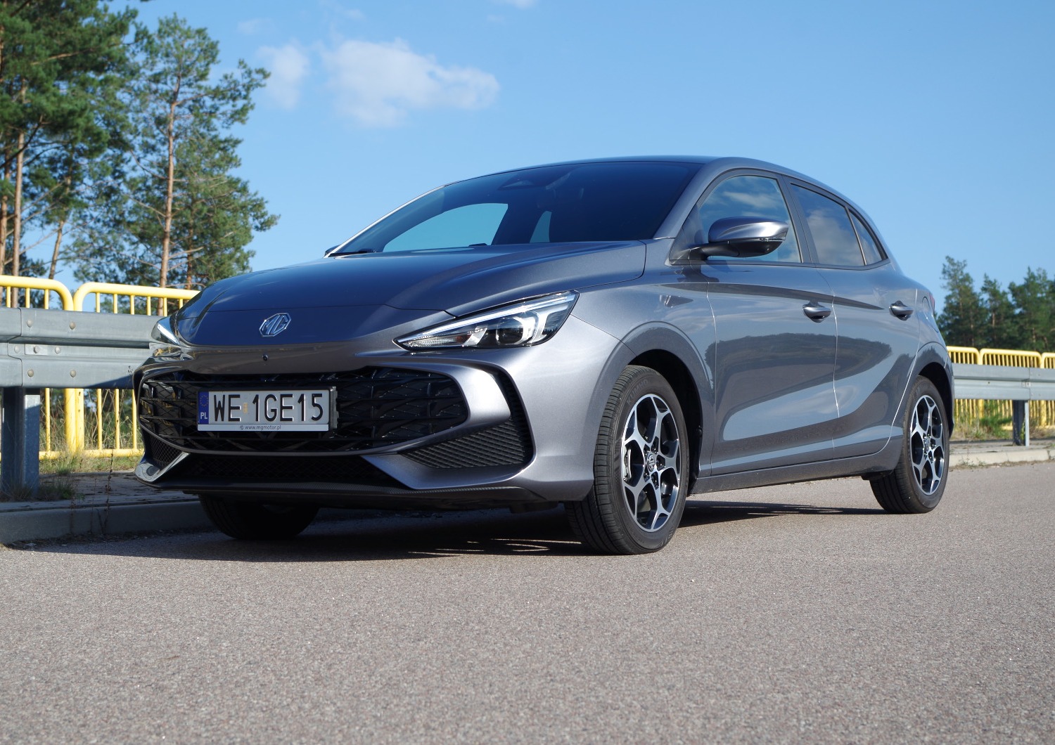 MG3-Hybrid-Exclusive-nadwozie-8