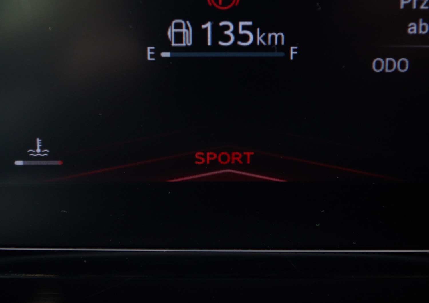 MG3-Hybrid-Exclusive-tryb-SPORT