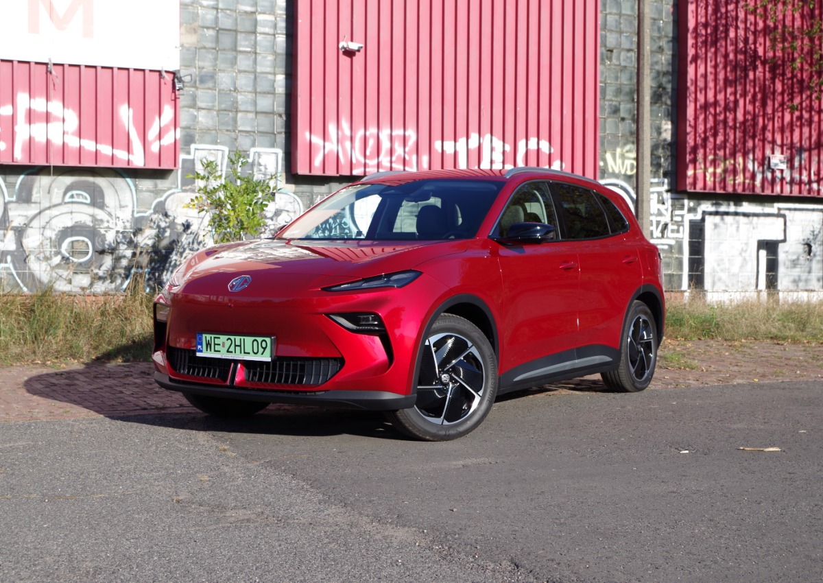 MGS5-EV-Exclusive-Long-Range-64-kWh-A01