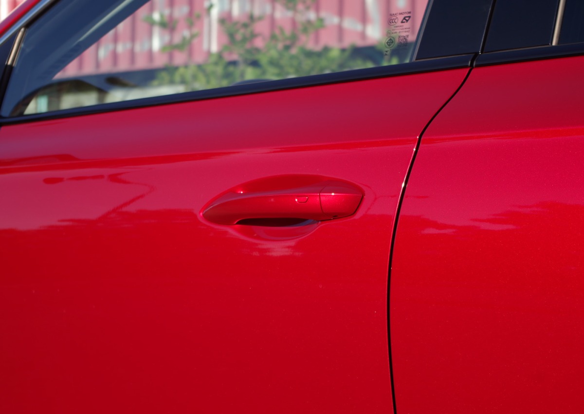 MGS5-EV-Exclusive-Long-Range-64-kWh-A09