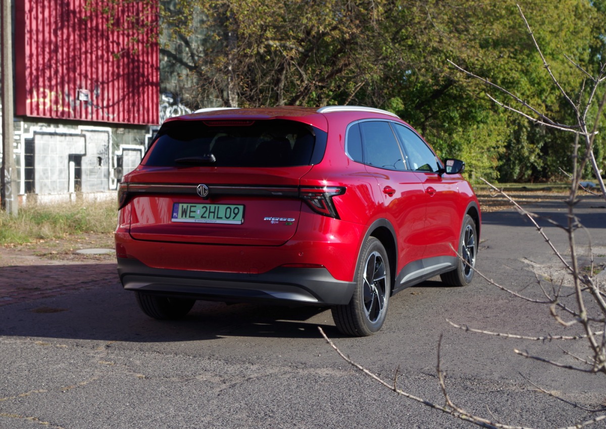 MGS5-EV-Exclusive-Long-Range-64-kWh-A25