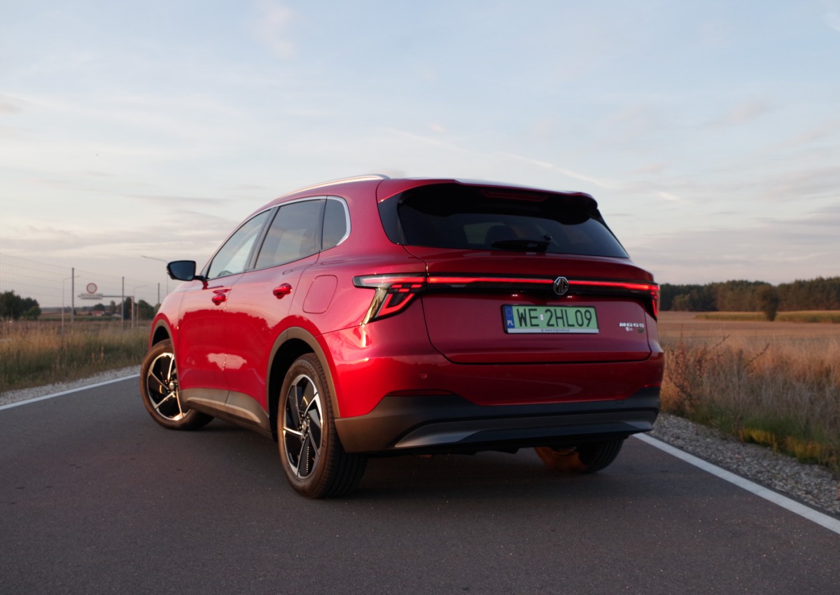 MGS5-EV-Exclusive-Long-Range-64-kWh-A30