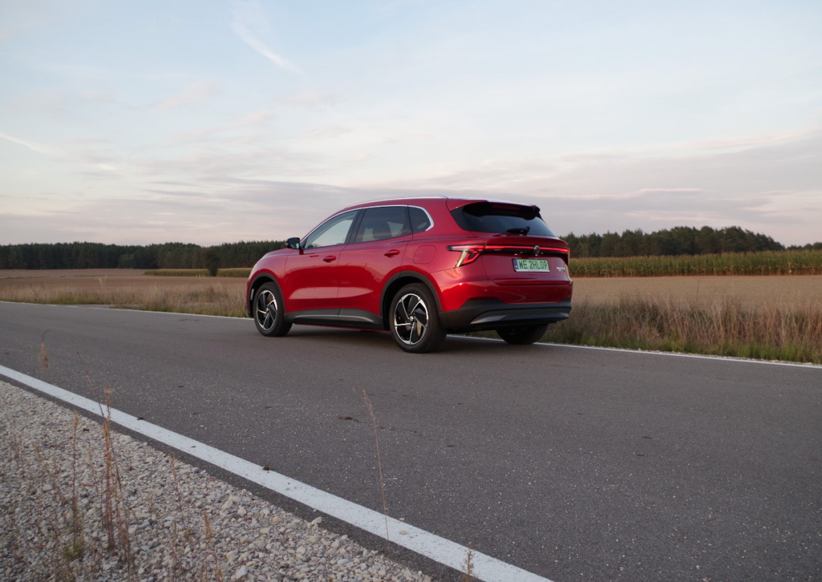 MGS5-EV-Exclusive-Long-Range-64-kWh-A35