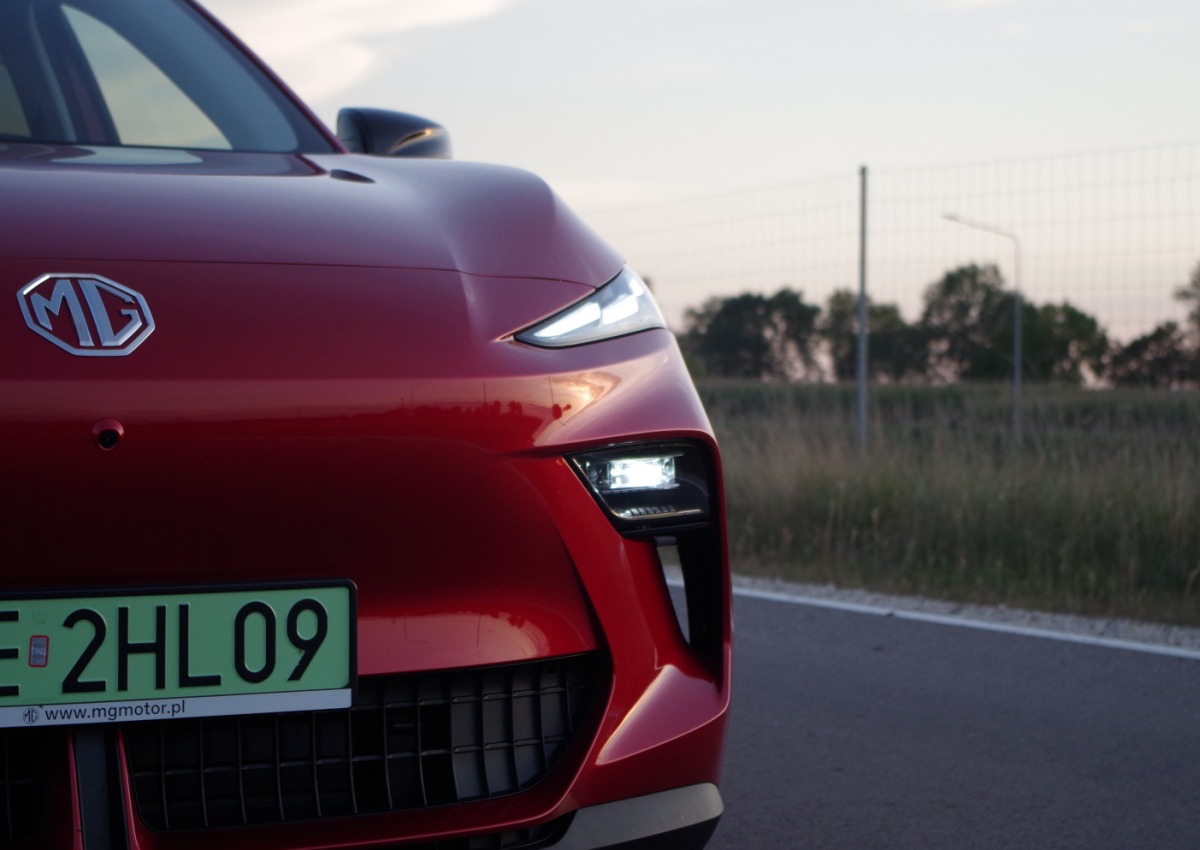 MGS5-EV-Exclusive-Long-Range-64-kWh-A40