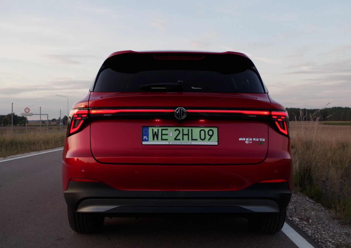 MGS5-EV-Exclusive-Long-Range-64-kWh-A43