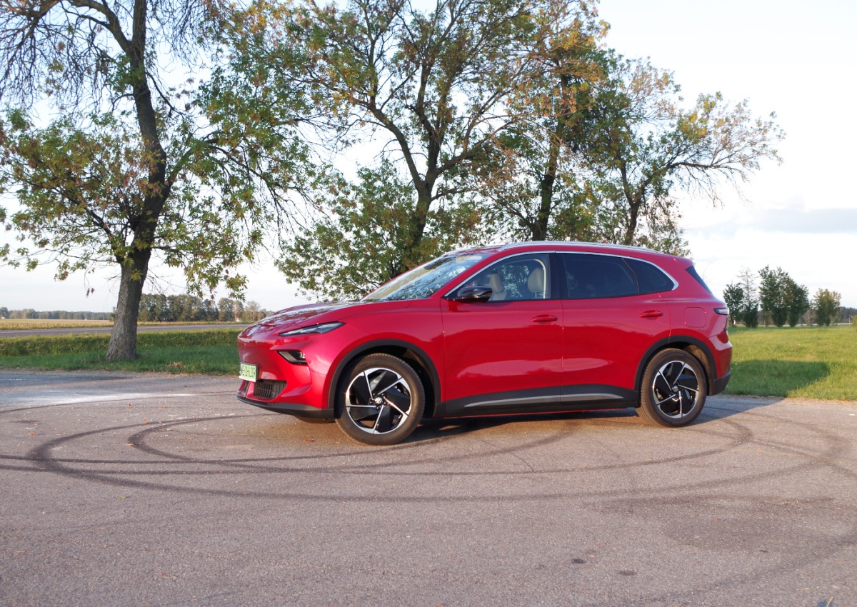 MGS5-EV-Exclusive-Long-Range-64-kWh-A52