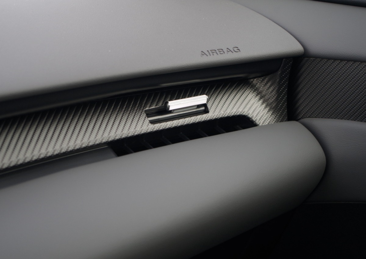 MGS5-EV-Exclusive-Long-Range-64-kWh-B32