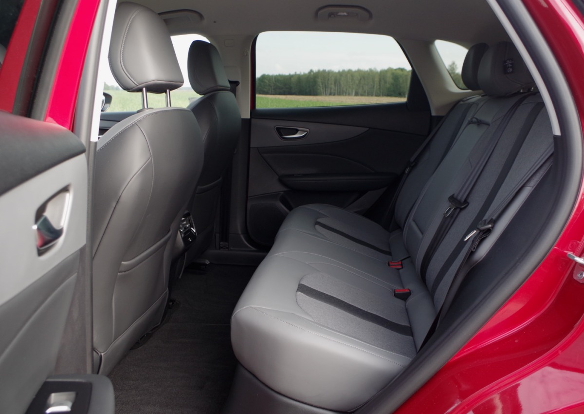 MGS5-EV-Exclusive-Long-Range-64-kWh-B39