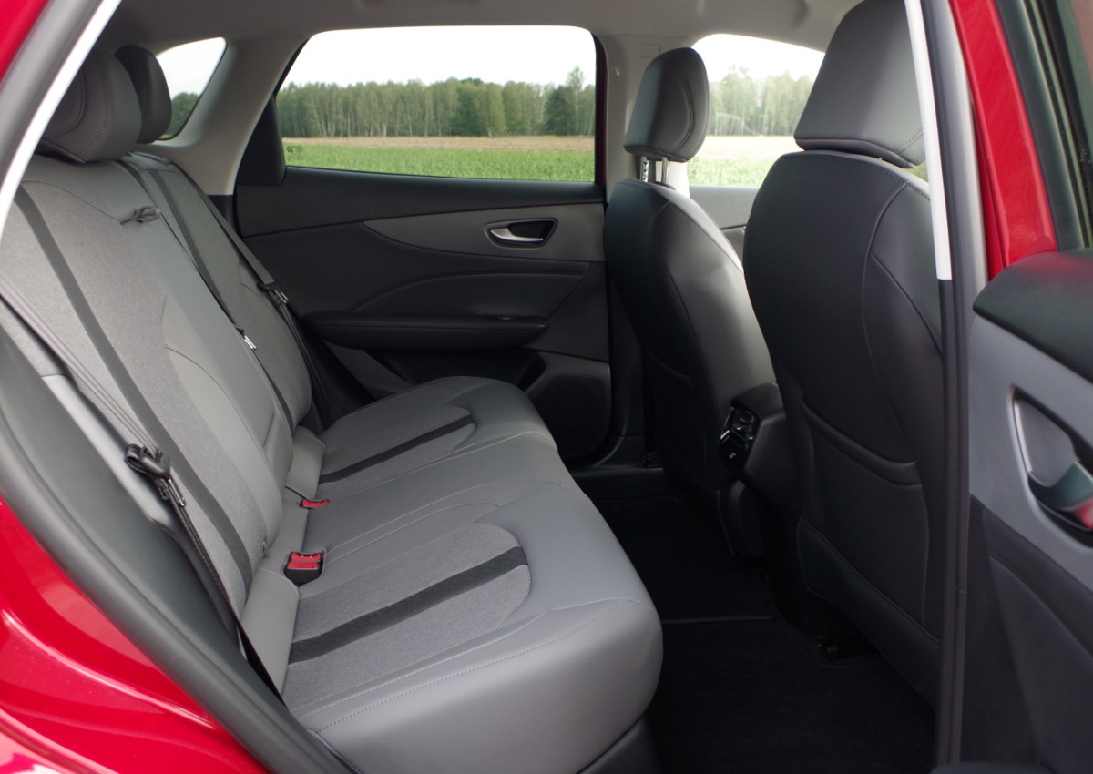 MGS5-EV-Exclusive-Long-Range-64-kWh-B55