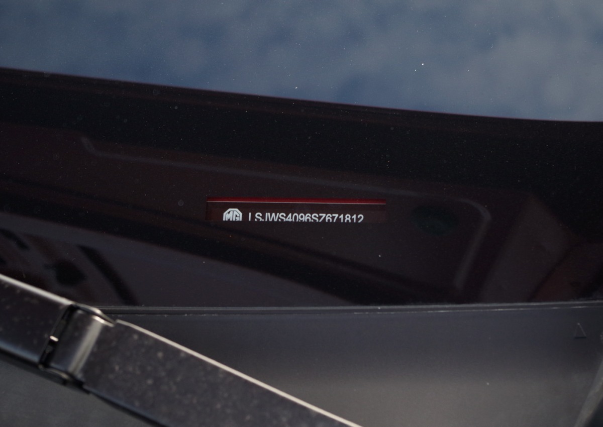 MGS5-EV-Exclusive-Long-Range-64-kWh-F08