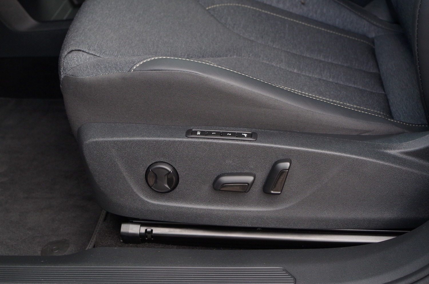 Skoda-Elroq-60-B11