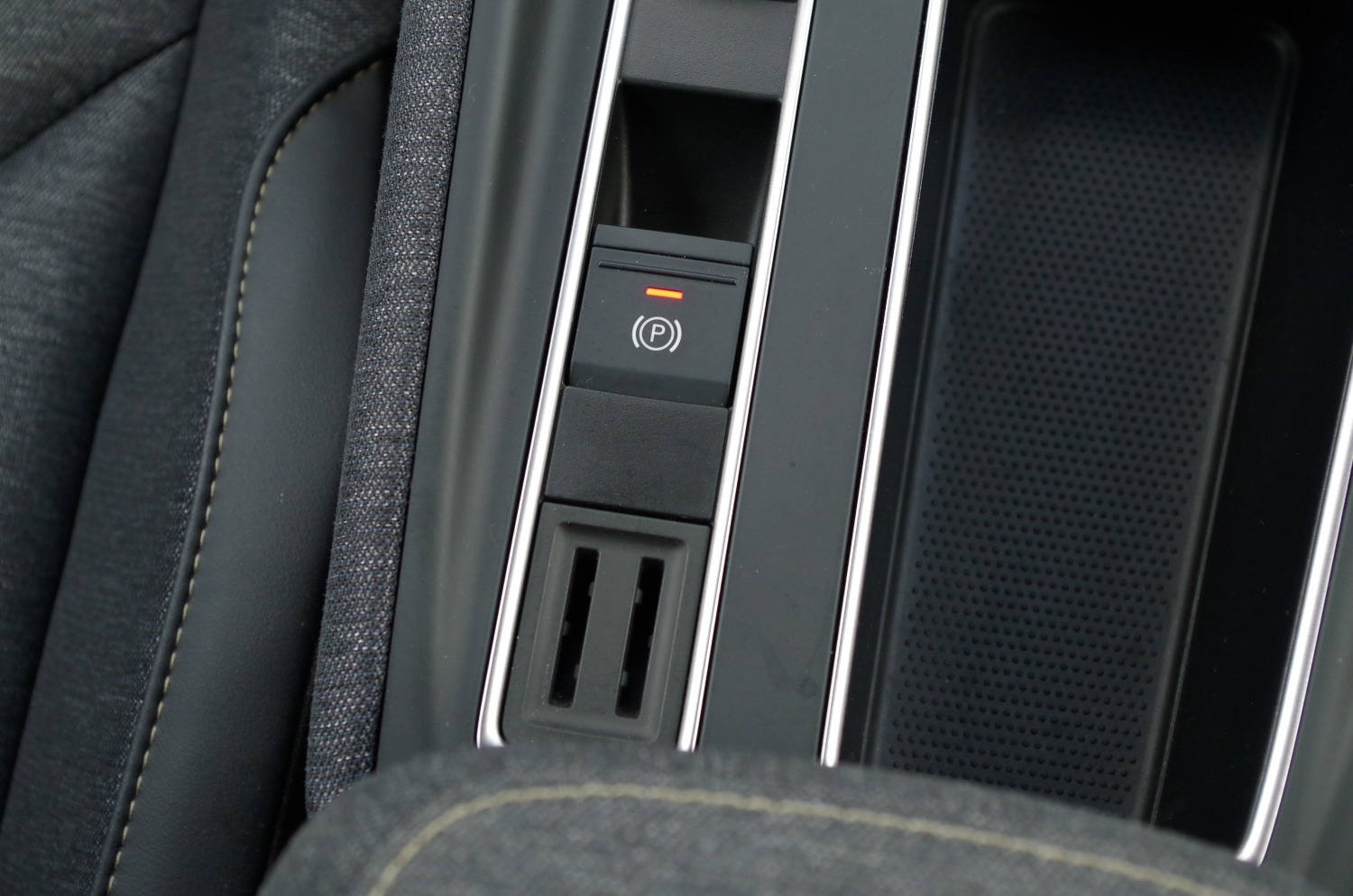 Skoda-Elroq-60-B42