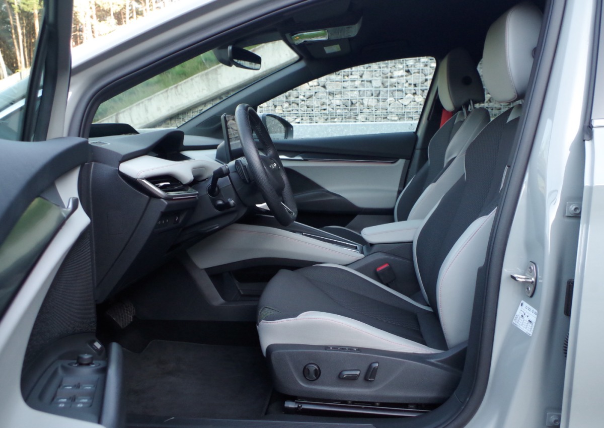 Skoda-Elroq-85-B27