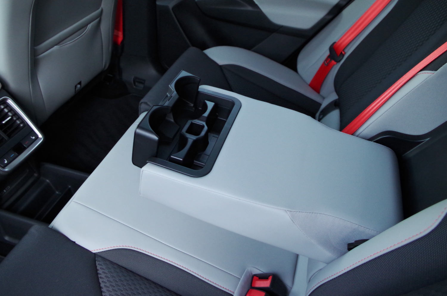 Skoda-Elroq-85-B05