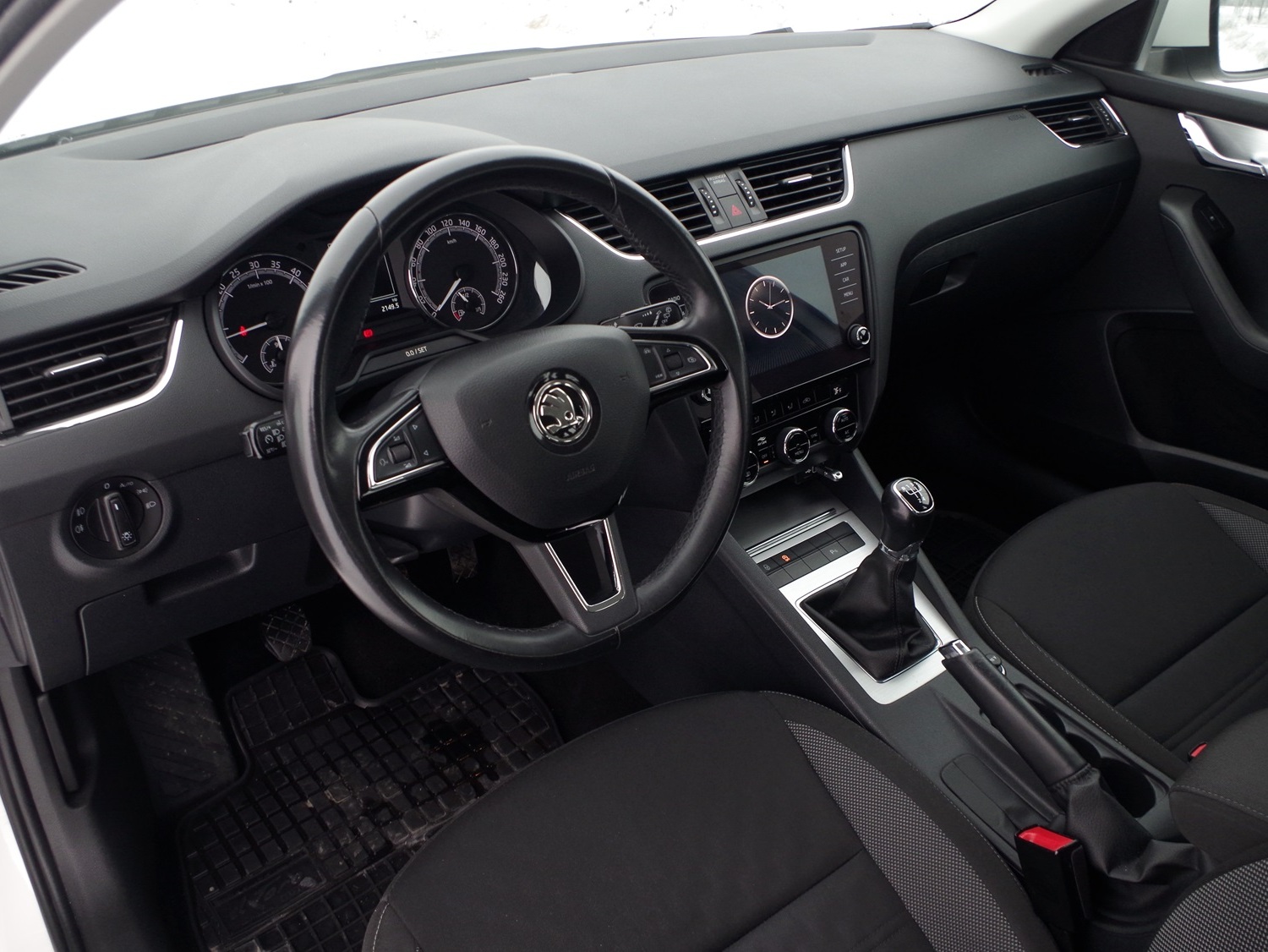 Skoda-Octavia-Combi-1.6-TDI-116-KM-Ambition-B01