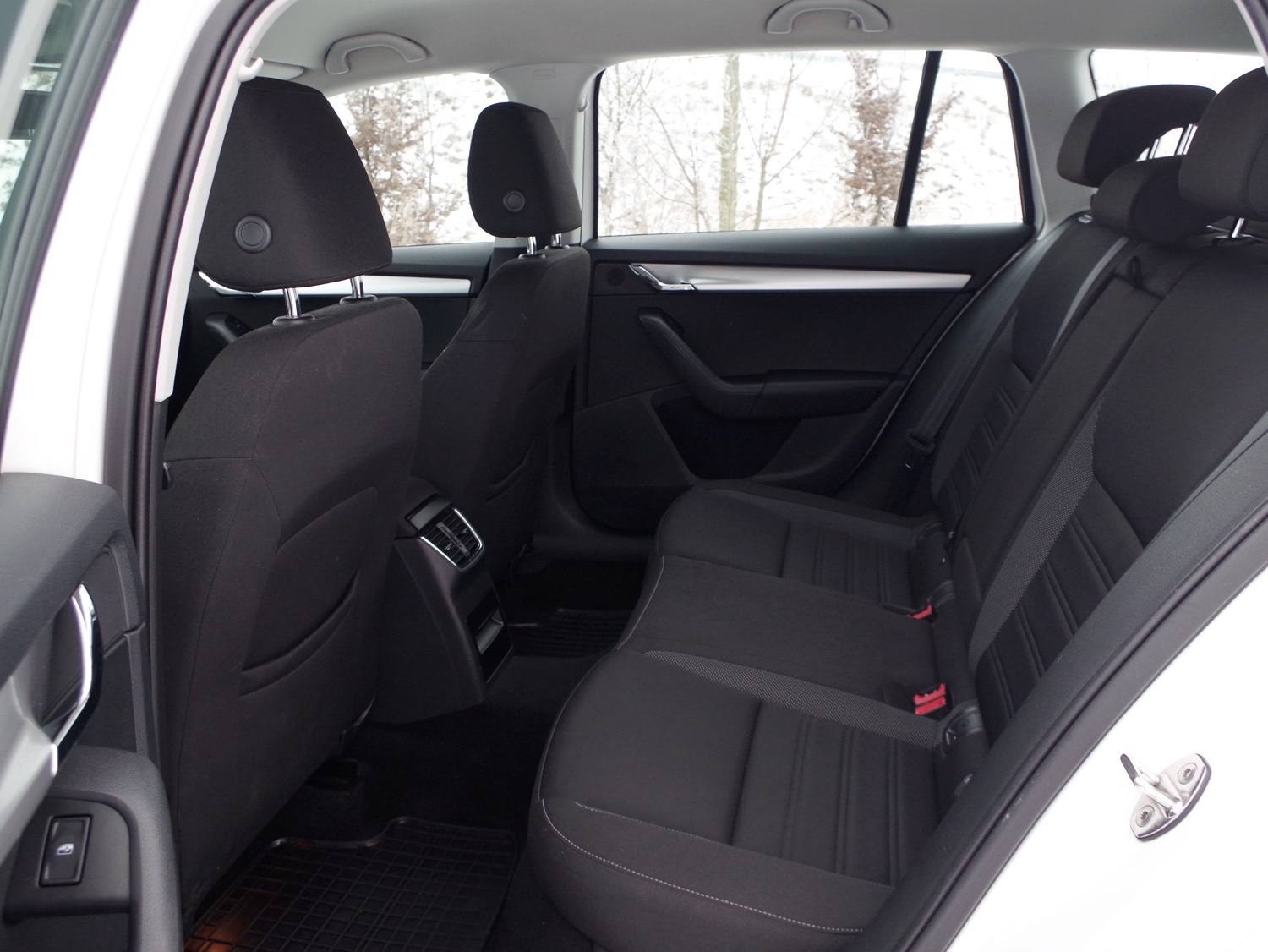 Skoda-Octavia-Combi-1.6-TDI-116-KM-Ambition-B06