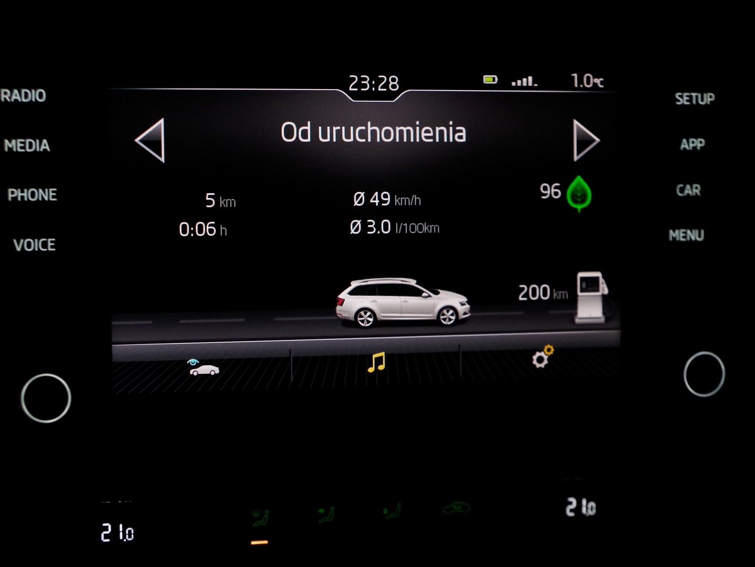Skoda-Octavia-Combi-1.6-TDI-116-KM-Ambition-P04