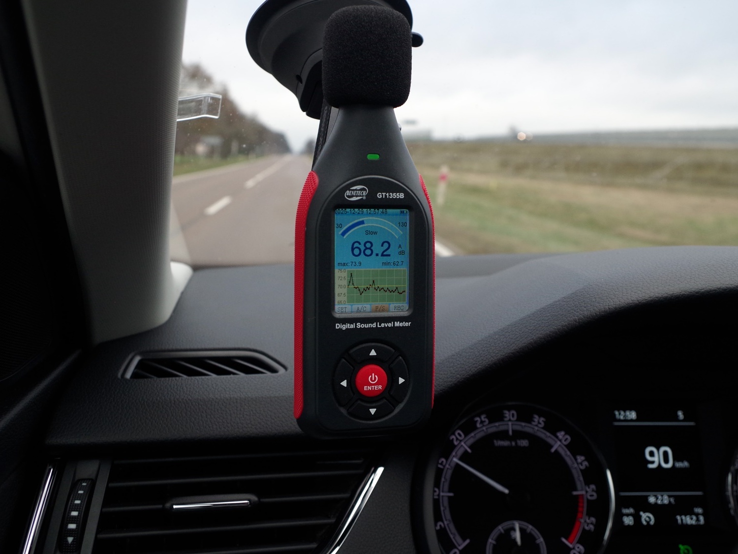 Skoda-Octavia-Combi-1.6-TDI-116-KM-Ambition-P07