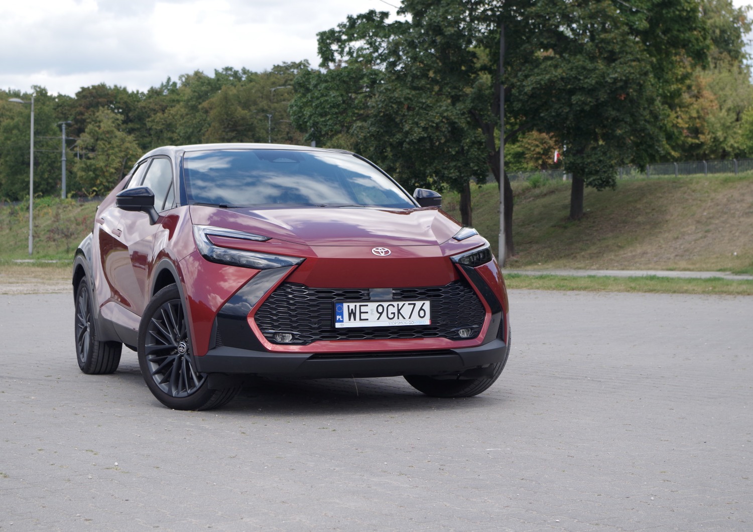 Toyota-CH-R-Plug-in-A36