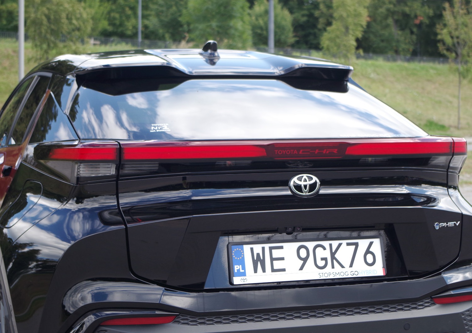 Toyota-CH-R-Plug-in-A41