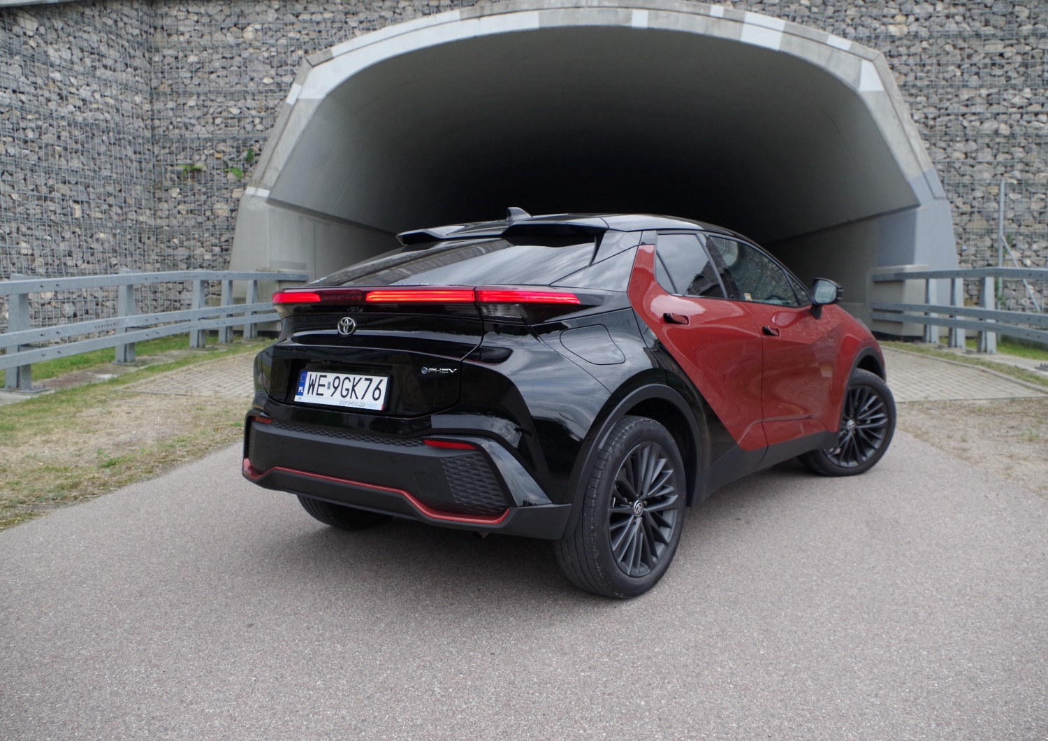 Toyota-CH-R-Plug-in-A45